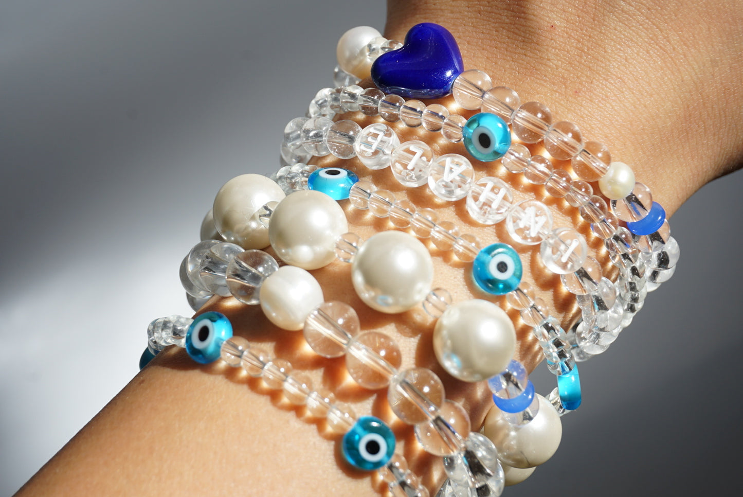 Hamptons Love Glass Ceramic Pearl Stretch Bracelet